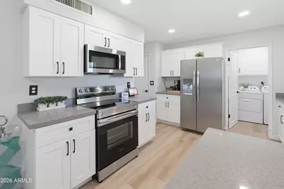 10612 W El Capitan Circle, Sun City, AZ 85351 - Photo 20