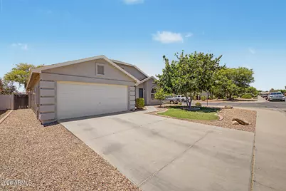 40018 N Lerwick Drive, San Tan Valley, AZ 85140 - Photo 2