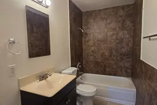 6917 W Highland Ave, Phoenix, AZ 85033 - Photo 14