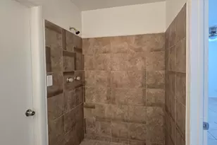 6917 W Highland Ave, Phoenix, AZ 85033 - Photo 10