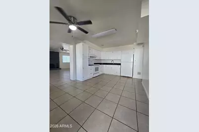 6917 W Highland Avenue, Phoenix, AZ 85033 - Photo 2