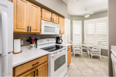 14950 W Mountain View Boulevard #4104, Surprise, AZ 85374 - Photo 12