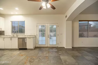7202 S 40th Lane, Phoenix, AZ 85041 - Photo 10