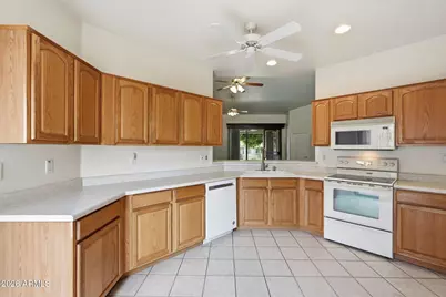 4202 E Broadway Road #181, Mesa, AZ 85206 - Photo 2