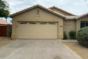 15204 W Honeysuckle Ln, Surprise, AZ 85374 - Photo 2