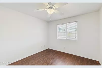 10881 W Oraibi Drive, Peoria, AZ 85373 - Photo 16