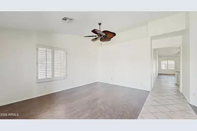 10881 W Oraibi Drive, Peoria, AZ 85373 - Photo 8