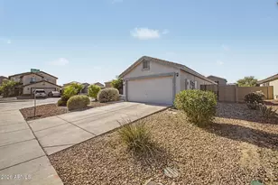 22272 W Shadow Dr, Buckeye, AZ 85326 - Photo 4