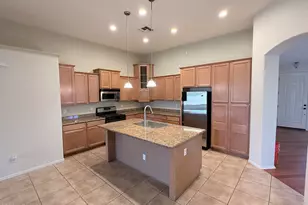7310 E Mallory Cir, Mesa, AZ 85207 - Photo 8