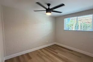 909 S Kenwood Cir, Tempe, AZ 85281 - Photo 12