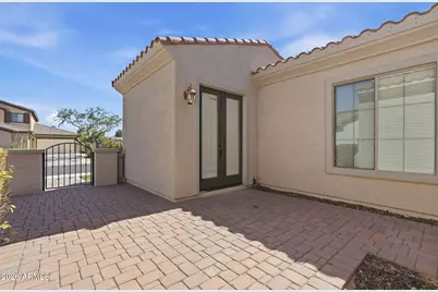 18614 W Marshall Avenue, Litchfield Park, AZ 85340 - Photo 4