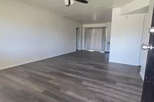517 W Grove St, Phoenix, AZ 85041 - Photo 2