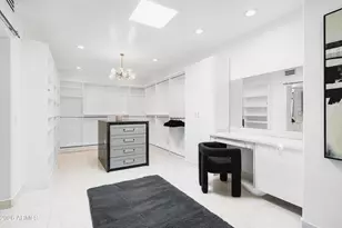 10011 E Windrose Dr, Scottsdale, AZ 85260 - Photo 16