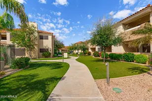 9990 N Scottsdale Rd, Paradise Valley, AZ 85253 - Photo 22