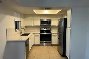 9990 N Scottsdale Rd, Paradise Valley, AZ 85253 - Photo 6