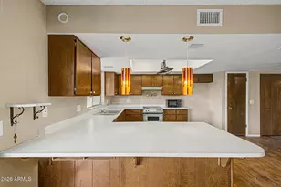 2021 West Myrtle Ave, Phoenix, AZ 85021 - Photo 10