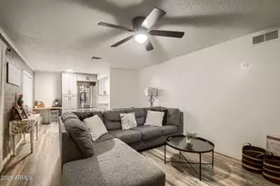 5047 N 39th Dr, Phoenix, AZ 85019 - Photo 10