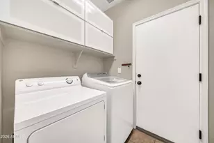 39517 N Hillerman Way, Phoenix, AZ 85086 - Photo 34