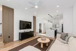 4220 N 32nd St, Phoenix, AZ 85018 - Photo 1