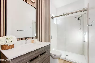 4220 N 32nd Street #Unit 37, Phoenix, AZ 85018 - Photo 8