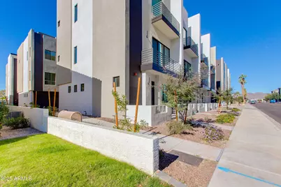 4220 N 32nd Street #Unit 37, Phoenix, AZ 85018 - Photo 18