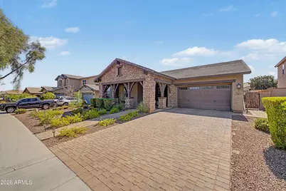 2560 N Acacia Way, Buckeye, AZ 85396 - Photo 2