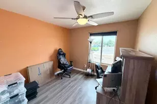 3164 W Meadow Dr, Phoenix, AZ 85053 - Photo 20