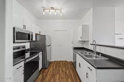 3302 N 7th Street #318, Phoenix, AZ 85014 - Photo 14