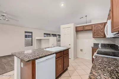 12828 S 175th Lane, Goodyear, AZ 85338 - Photo 4