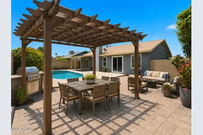 902 W Sequoia Drive, Phoenix, AZ 85027 - Photo 44