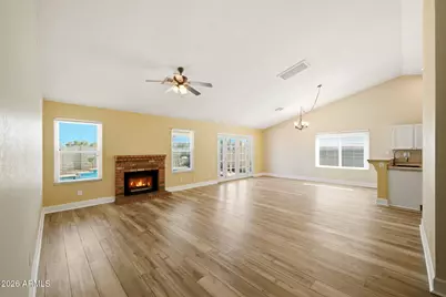 902 W Sequoia Drive, Phoenix, AZ 85027 - Photo 6