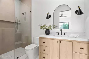 3415 N 47th Pl, Phoenix, AZ 85018 - Photo 24