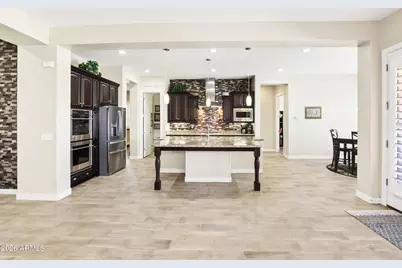 9994 W Blue Sky Drive, Peoria, AZ 85383 - Photo 8