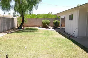 8608 E Highland Ave, Scottsdale, AZ 85251 - Photo 28