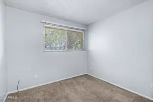 1611 E Newport Dr, Tempe, AZ 85282 - Photo 24