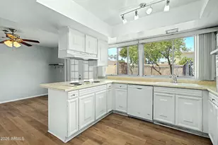 1611 E Newport Dr, Tempe, AZ 85282 - Photo 14