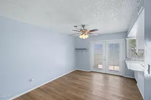 1611 E Newport Dr, Tempe, AZ 85282 - Photo 10