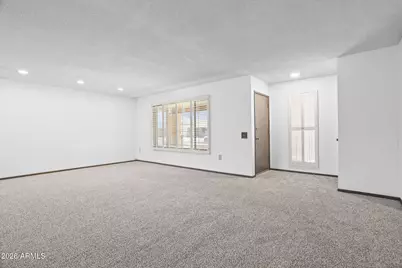 10134 W Signal Butte Circle, Sun City, AZ 85373 - Photo 6