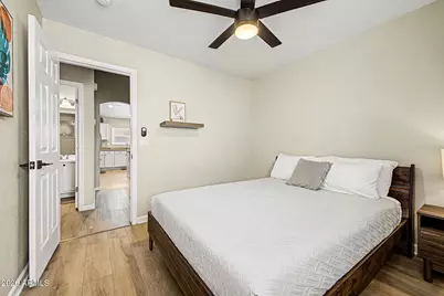 1352 S Portland Avenue, Gilbert, AZ 85296 - Photo 20