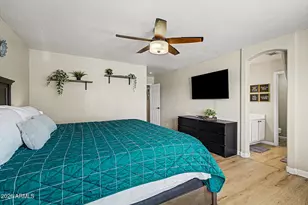 1352 S Portland Ave, Gilbert, AZ 85296 - Photo 16