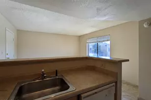 3535 W Tierra Buena Ln, Phoenix, AZ 85053 - Photo 12