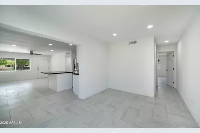 18218 N 33rd Drive, Phoenix, AZ 85053 - Photo 8