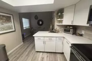 2701 E Cactus Rd, Phoenix, AZ 85032 - Photo 24