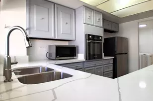 1609 E Malibu Dr, Tempe, AZ 85282 - Photo 8