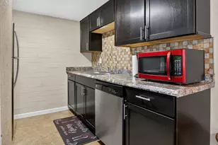 7850 E Keim Dr, Scottsdale, AZ 85250 - Photo 8