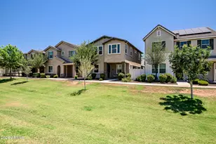 2252 S Basmath Ln, Gilbert, AZ 85295 - Photo 2