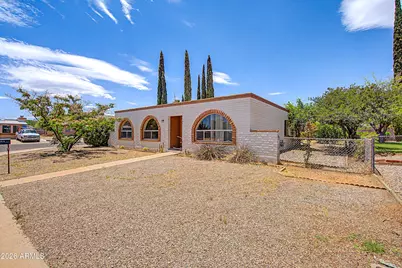 216 N Enrico Avenue, Sierra Vista, AZ 85635 - Photo 4