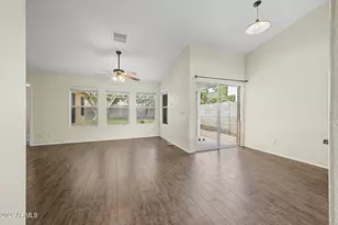 1014 W Leah Ln, Gilbert, AZ 85233 - Photo 2