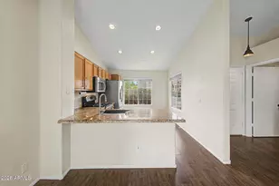 1014 W Leah Ln, Gilbert, AZ 85233 - Photo 14
