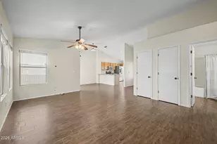 1014 W Leah Ln, Gilbert, AZ 85233 - Photo 10